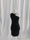 Schwarzes figurbetontes Minikleid